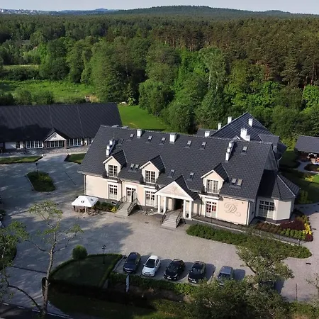 Hotel Dworek Nad Rozlewiskiem