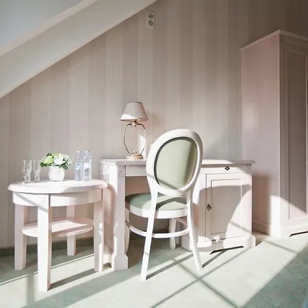 Dworek Nad Rozlewiskiem Hotell Olkusz